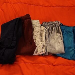 Kids Multi-Color Bottoms Joggers And Sweats All Size 3T 5 In Total